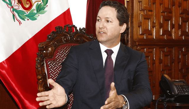 César Hinostroza: Salaverry lamenta que el Parlamento haya obstruido la justicia
