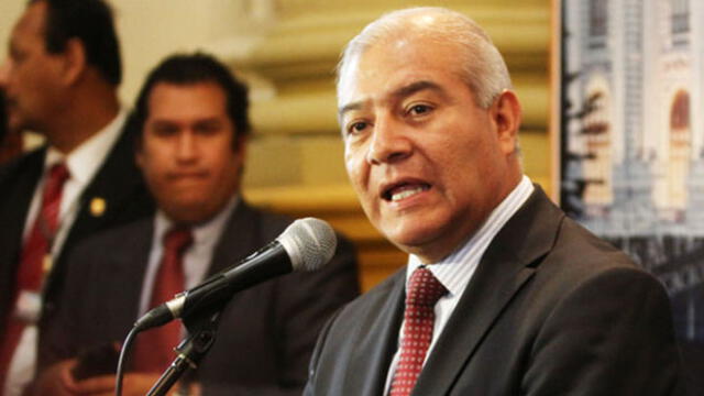 Caso Emerson Fasabi: abogado de Humala considera que Fiscalización hace imputaciones temerarias