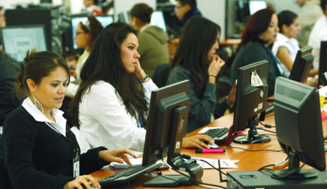 Día de la Mujer: Peruanas pasan más de 2 horas en redes sociales