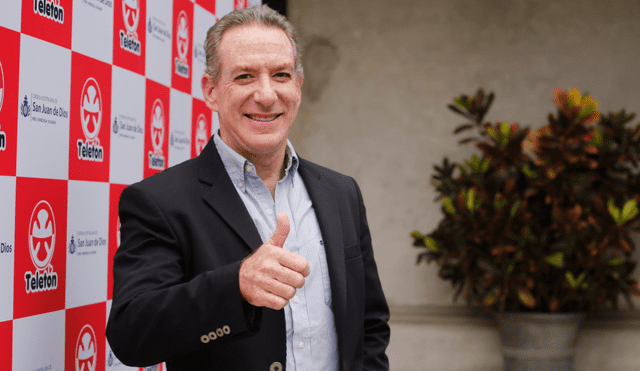 Eddie Fleischman, presentador de Fox Sports, pidió a los entrenadores de Alianza Lima y Universitario que paren con las polémicas.