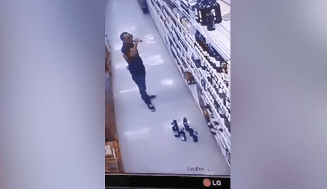 YouTube viral: cámara de seguridad descubre que hombre ‘degusta’ varios licores antes de comprar una botella