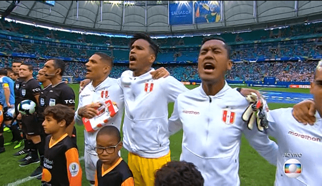 Himno nacional en el Perú vs. Uruguay