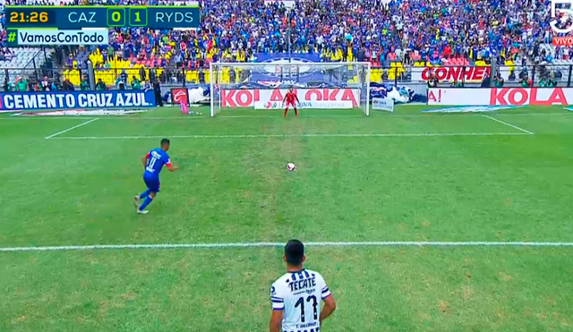 Cruz Azul vs Monterrey: Elias Hernández decretó el 1-1 con gran remate de penal [VIDEO]