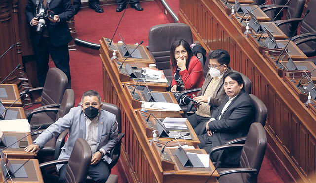 En evaluación. Algunas bancadas de la izquierda podrían definir elecciones para el 2024. Foto: difusión