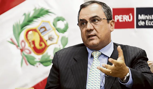 Carlos Augusto Oliva Neyra: “Antes de agosto podríamos ajustar las cifras de crecimiento de la economía para el 2019”