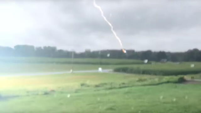 YouTube: quiso grabar fuerte tormenta y casi le costó la vida