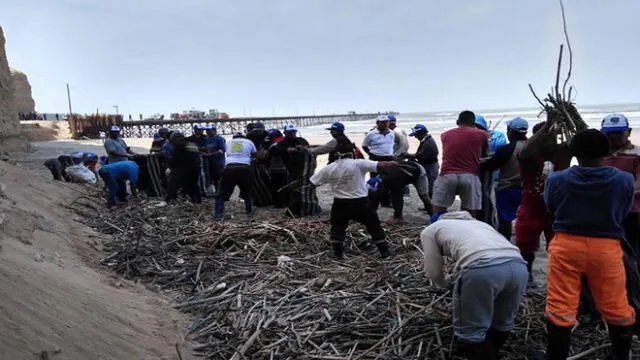 Realizan campaña de limpieza en el litoral de Lambayeque