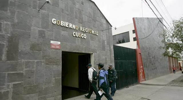 Cusco: Ex Funcionario de Edwin Licona habría recibido 5 mil soles de Argola