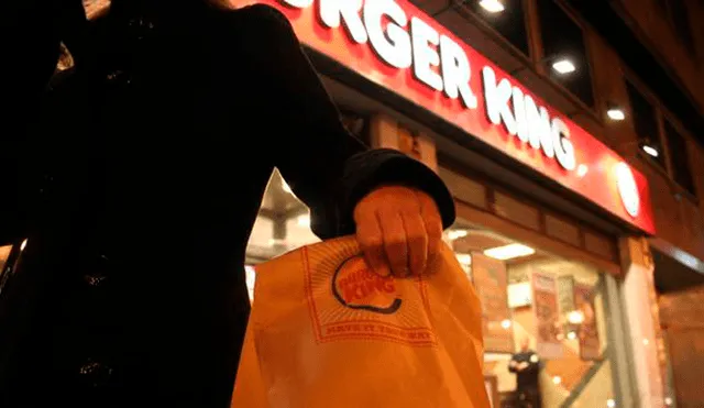 Burger King también cerró sus locales de comida rápida en toda España, aunque los servicios a domicilio continuarán. Foto: ABC.