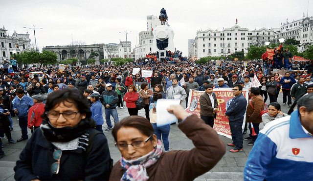 CGTP y Sutep: Minedu no puede firmar acuerdos con el docente Pedro Castillo