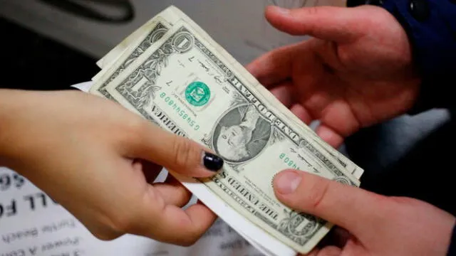 Dólar en Venezuela. Foto: EFE.