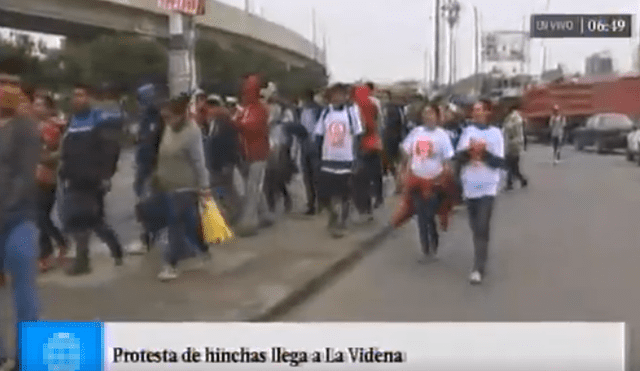  Hinchas protestan en la Videna por entradas del Perú vs Colombia