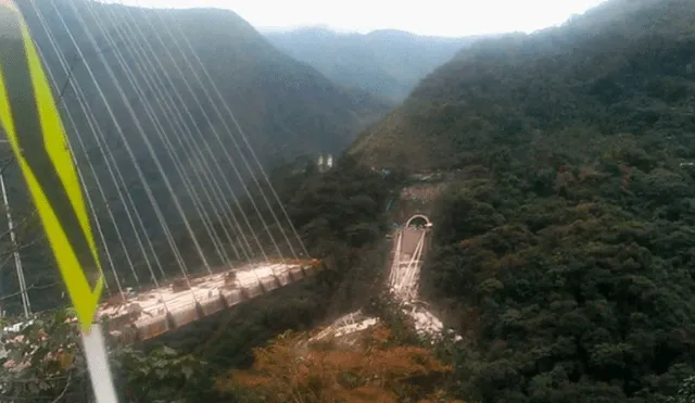 Colombia: colapso de puente en construcción deja al menos nueve muertos