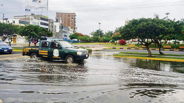 Cincuenta pueblos de Nuevo Chimbote afectados por más de 5 horas de lluvias