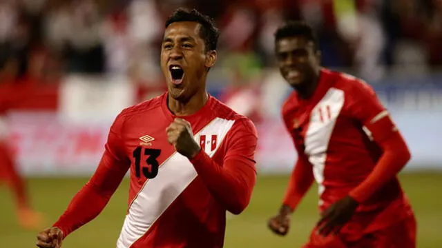 Perú vs. Islandia: mira el gol de Renato Tapia al inicio del partido [VIDEO]