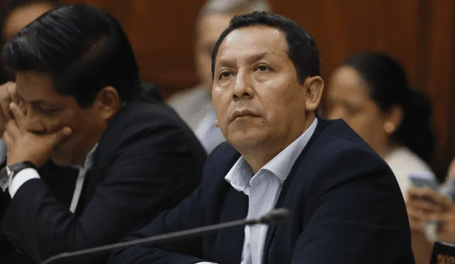 Clemente Flores a favor de que bancada PpK presida Comisión de Constitución