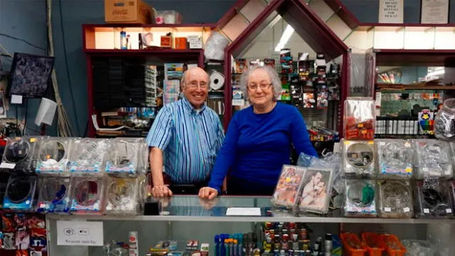 Karen y Barry Mason mantuvieron en su librería, un punto de reunión para la comunidad LGTBI en Estados Unidos. Foto: Difusión