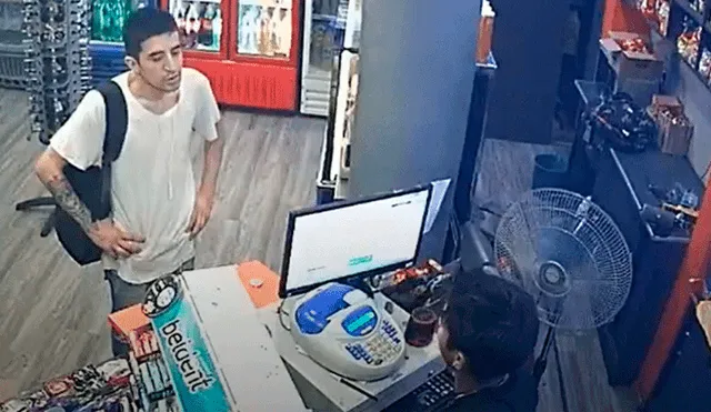 “Estoy trabajando, no te hagas matar”: ladrón amenaza a empleado para robar 8000 pesos de tienda [VIDEO] 