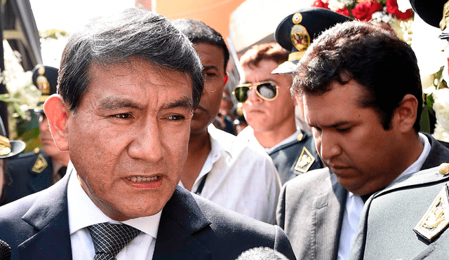 Ministro del Interior niega "chuponeo" a García y acusa victimización de apristas