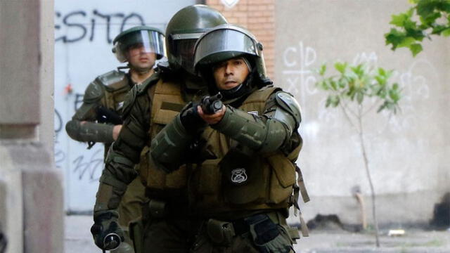 Al menos 2 300 personas han resultado lesionadas por el uso de la fuerza policial en las marchas de Chile.
