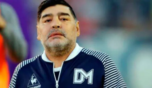 Diego Maradona se sometió a una operación de un hematoma subdural en la cabeza. Foto: AFP.