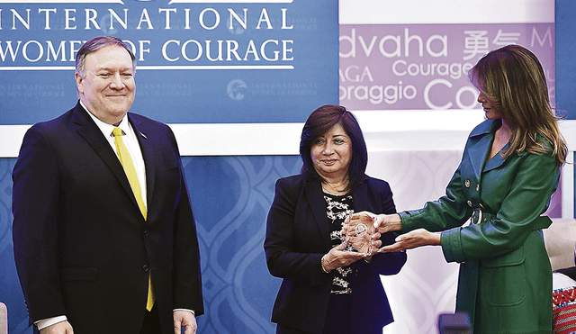 Fiscal Vega Zapata recibió premio Mujer Coraje 2019 en EEUU