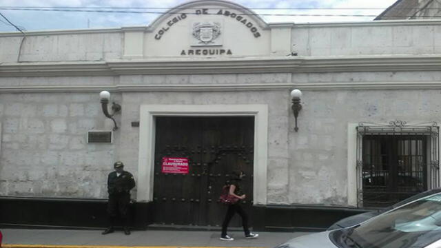 Clausuran local del Colegio de Abogados de Arequipa