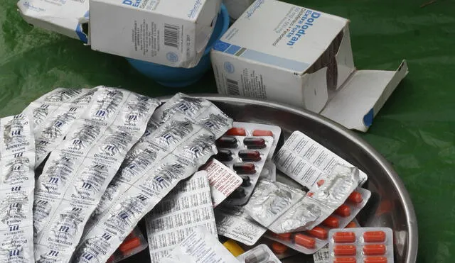 Más del 44% de farmacias venden medicinas sin receta médica