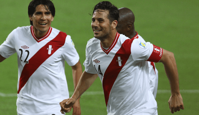 Campeón con Alianza Lima: "Pizarro merece un partido de despedida con Perú"