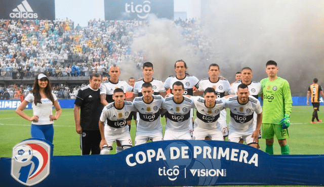 Olimpia se coronó tetracampeón de la Primera División de Paraguay tras igualar 2-2 con Guaraní. | Foto: @elClubOlimpia