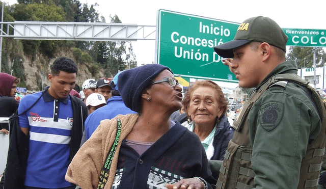 Miles de venezolanos ingresaron a Ecuador por la frontera con Colombia. Foto: EFE.