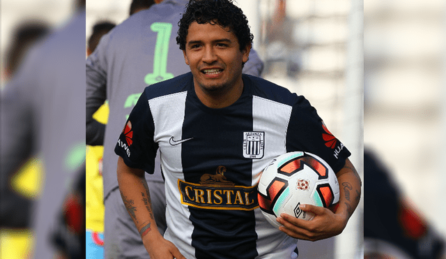 Reimond Manco usó camiseta de Alianza Lima para fines benéficos. | Foto: GLR