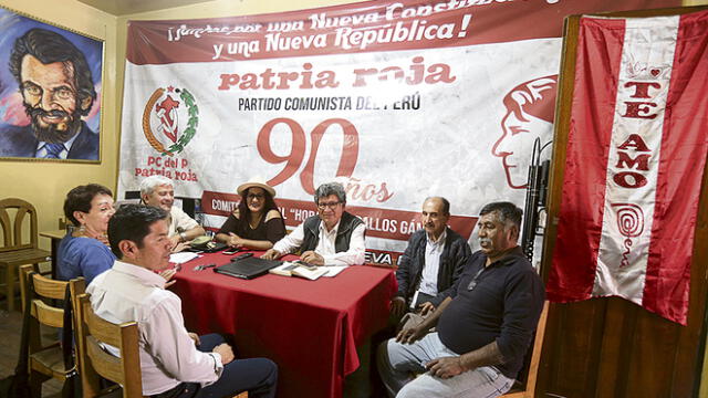 Elecciones al congreso. Nuevo Perú se encuentra dividido, una facción quiere una elección abierta y otra por delegados.
