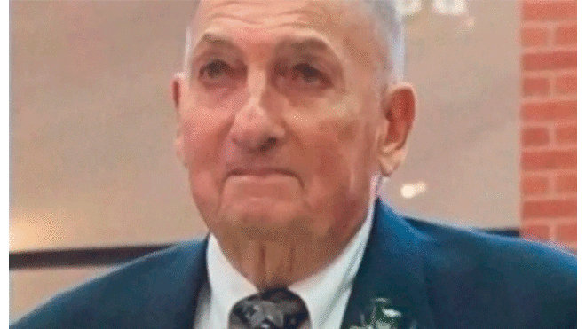 Anciano de 88 años murió protegiendo a dos niños de un automóvil