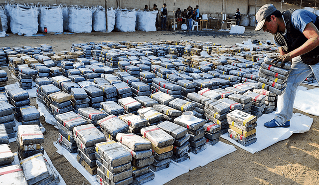 PNP incautó cerca de 54 toneladas de droga y desarticuló 118 mafias