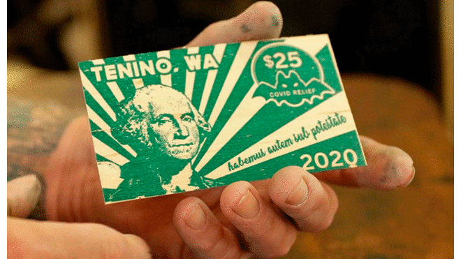 Los billetes son conocidos como "dólares Tenino" o "dólares COVID". Foto: AP.