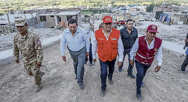 Arequipa: Damnificados de Aplao exigen ayuda al gobierno [VIDEOS]