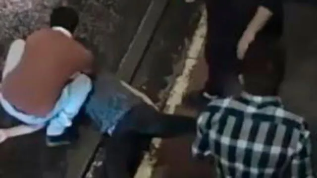 Policía golpea a civil hasta dejarlo inconsciente [VIDEO]