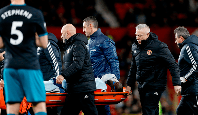 Premier League: Lukaku fue retirado en camilla y con oxígeno tras terrible choque [VIDEO]