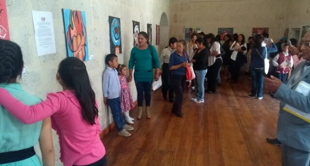 Inauguran muestra pictórica elaborada por niños en Biblioteca Mario Vargas Llosa