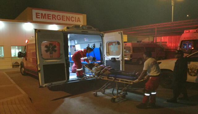 Cinco heridos tras despiste de camioneta en la Panamericana Sur