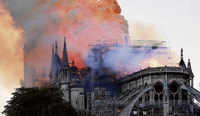 La noche en que se salvó Notre Dame