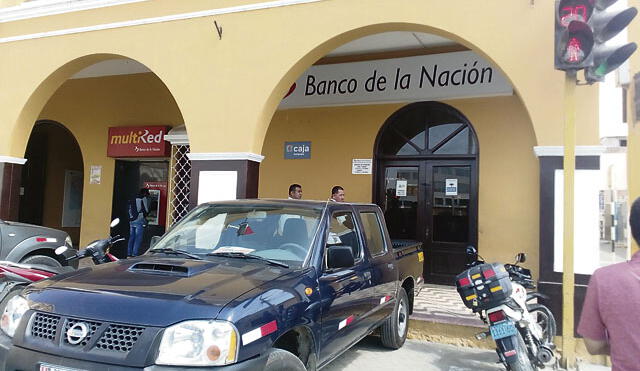 Cinco delincuentes armados asaltaron Banco de la Nación en Guadalupe