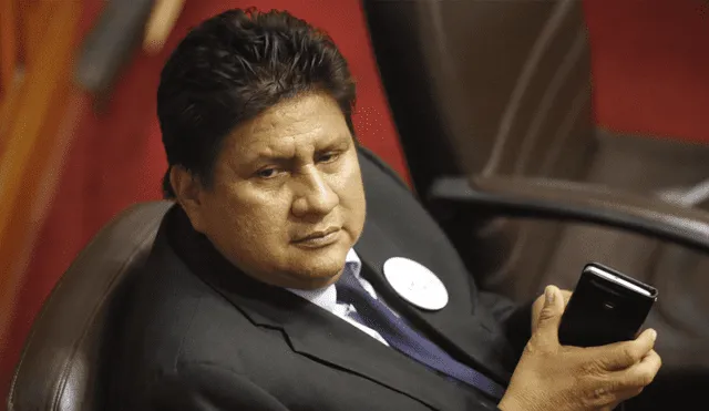Ushñahua de Fuerza Popular: "Salaverry cumple el reglamento del Congreso"