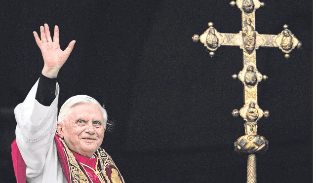 Papa emérito Benedicto XVI renunció a su cargo en 2013