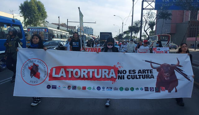 Marcha contra corridas de toros en Plaza de Acho este domingo 30 de octubre  Defensores animales  Beneficencia  Municipalidad de Lima. Foto: Coordinadora Antitaurina Perú/Facebook