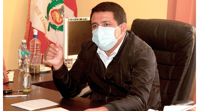 Cuestionan gestión de alcalde Wilder Guevara Díaz.