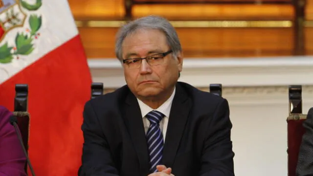 Walter Albán: “Es un error que el Ministerio del Interior esté en manos de un polícia” 