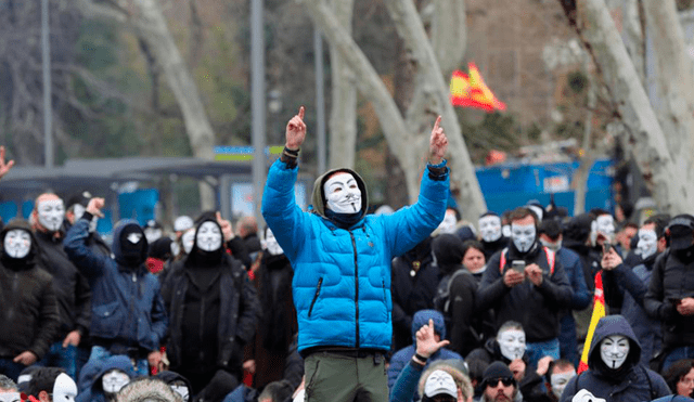 Las protestas han recibido el apoyo de movimientos políticos como el Vox. Foto: La Vanguardia.