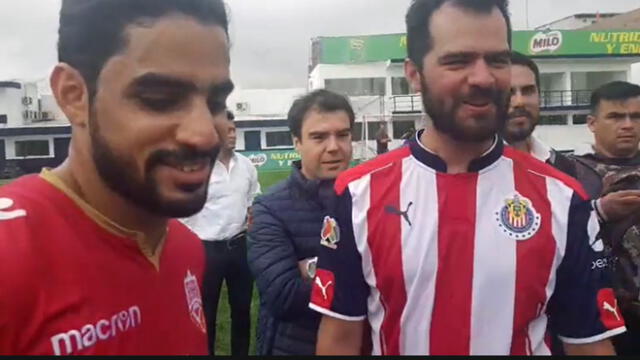 Empresario árabe y alcalde George Forsyth disputaron partido de fútbol en Matute [VIDEO]